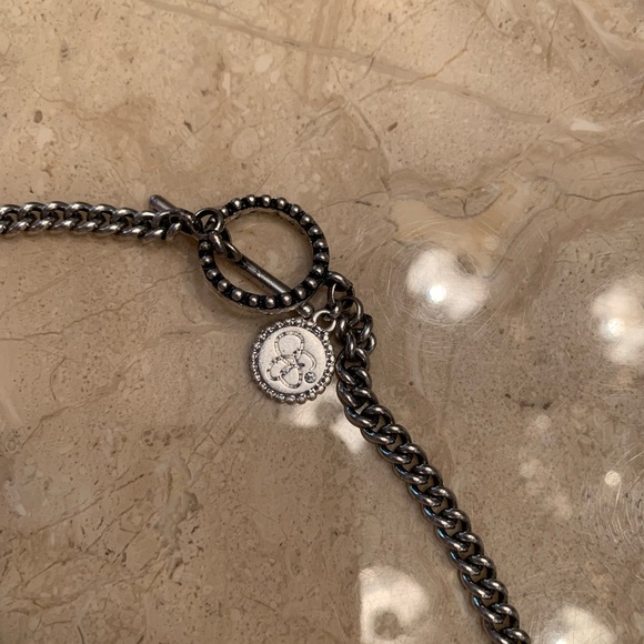 PRICE✂️Jessica Simpson Multi-Hammered Metal Bib Nk/Matching Pierced Earrings - Picture 3 of 7